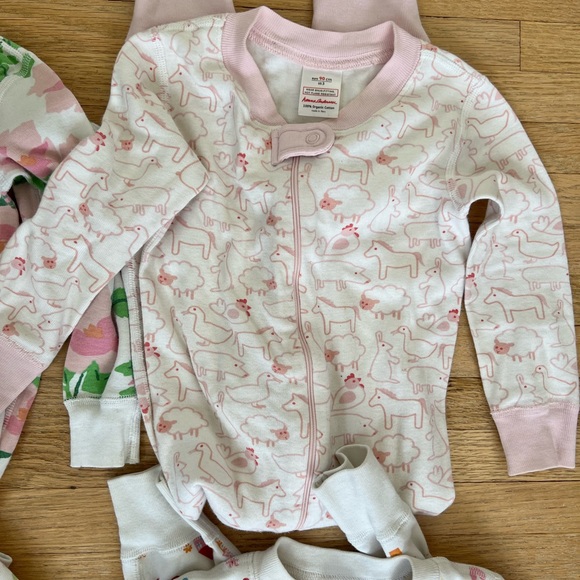 Lot of 4 Hanna Andersson Organic Cotton Pajamas - Picture 4 of 7